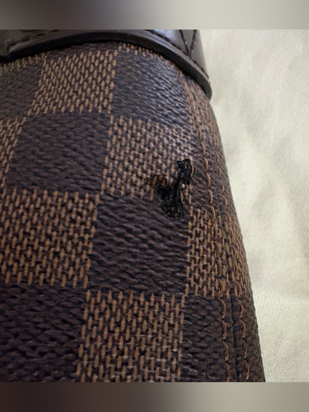 Louis Vuitton Brown Damier Ebene Shoulder Bag with Red Accent - Picture 5 of 6
